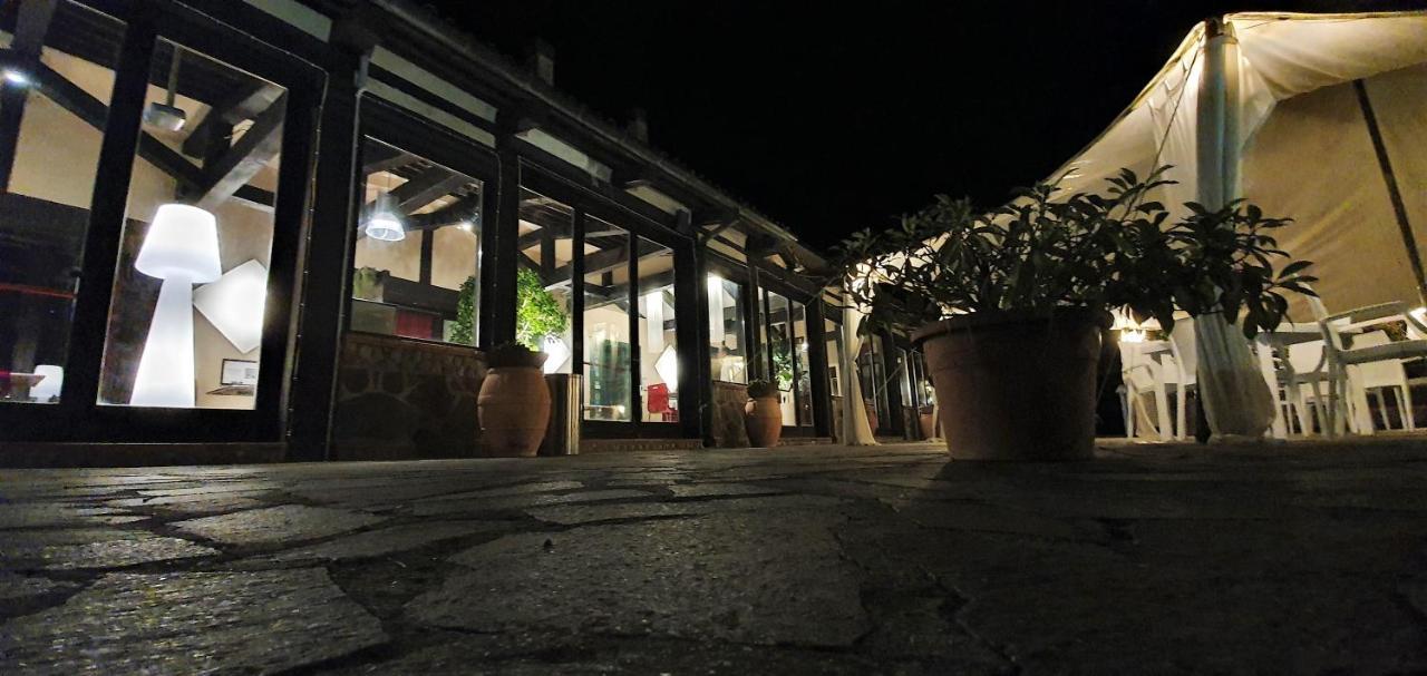 Sotto Il Cielo Hotel Pignola Eksteriør billede