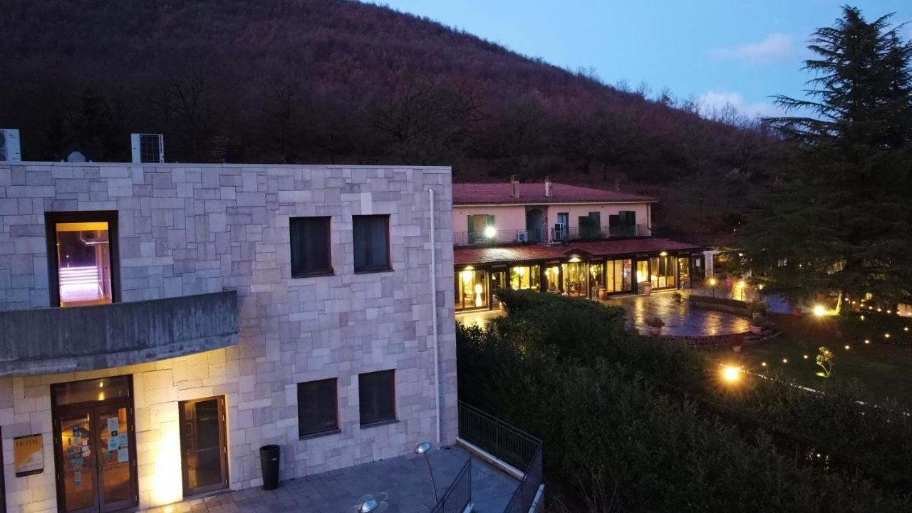 Sotto Il Cielo Hotel Pignola Eksteriør billede